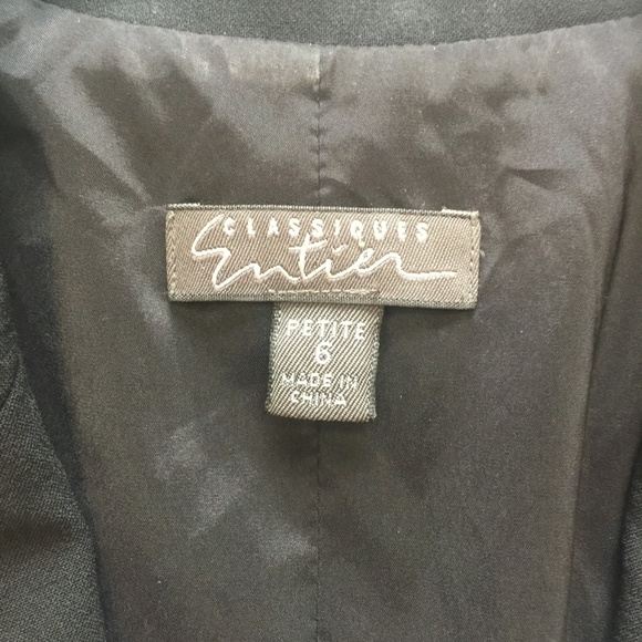 CLASSIQUES ENTIER Petite Black Blazer 6P EUC - Picture 4 of 8